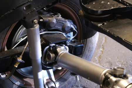 Correct way to run the caliper hard line